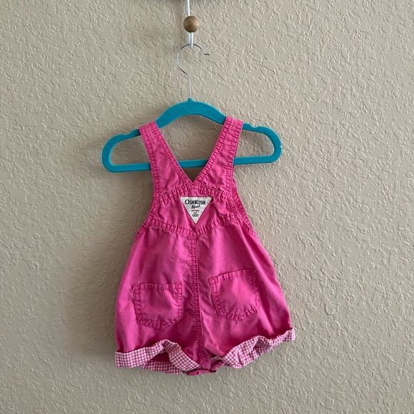 💙5/$25💙Oshkosh Pink Shortalls 12M - Picture 3 of 3